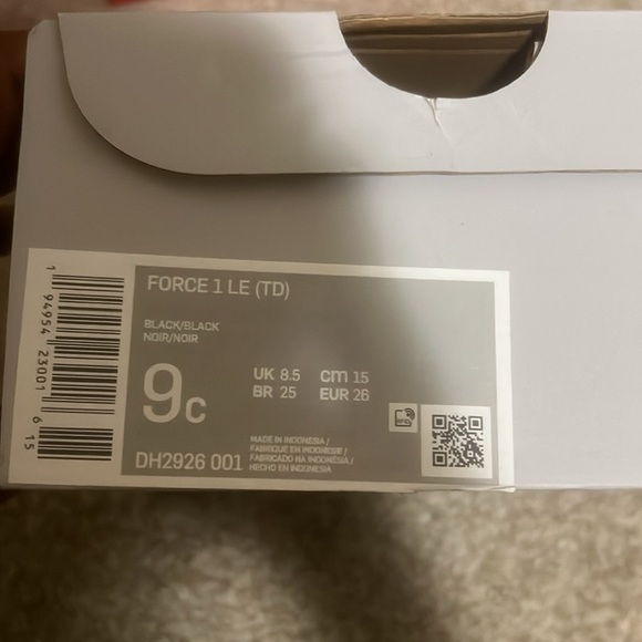 Like New! With original box. Only worn a few times - Picture 4 of 4